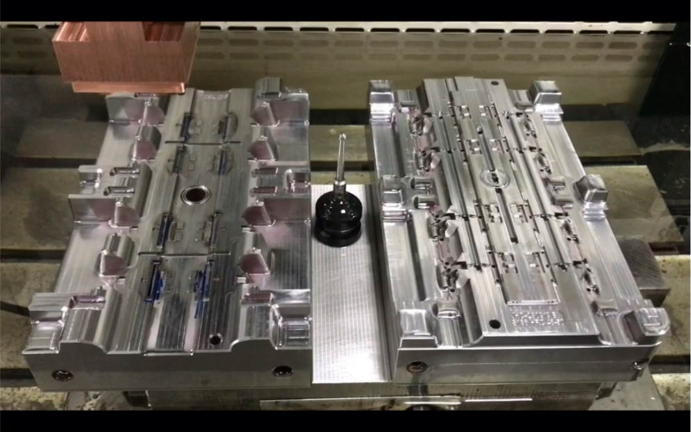 我们的智能手表模具能够生产出具有较长使用寿命的产品,不易在使用过