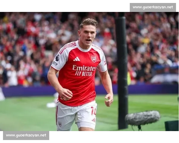 周薪 20 万镑留不住！阿森纳铁腰托马斯自由身离队，枪手火速敲定丹麦新核