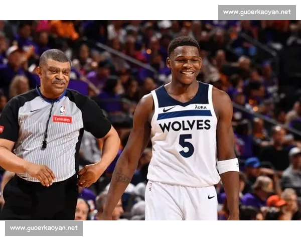 森林狼大战凯尔特人巅峰对决全场攻防走势深度观察热点亮点解析 森林狼大战凯尔特人巅峰对决全场攻防走势深度观察热点亮点解析