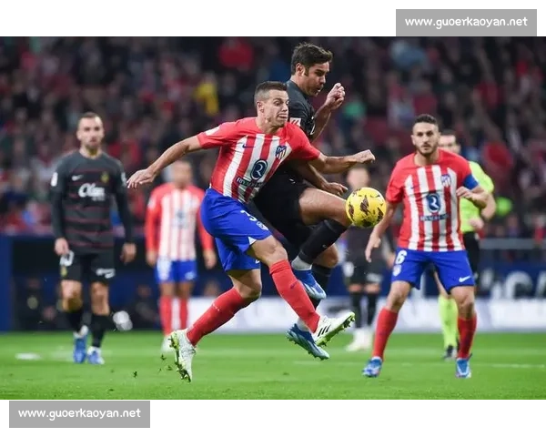 皇家马德里与马德里竞技激战再起 西甲德比谁将笑傲巅峰